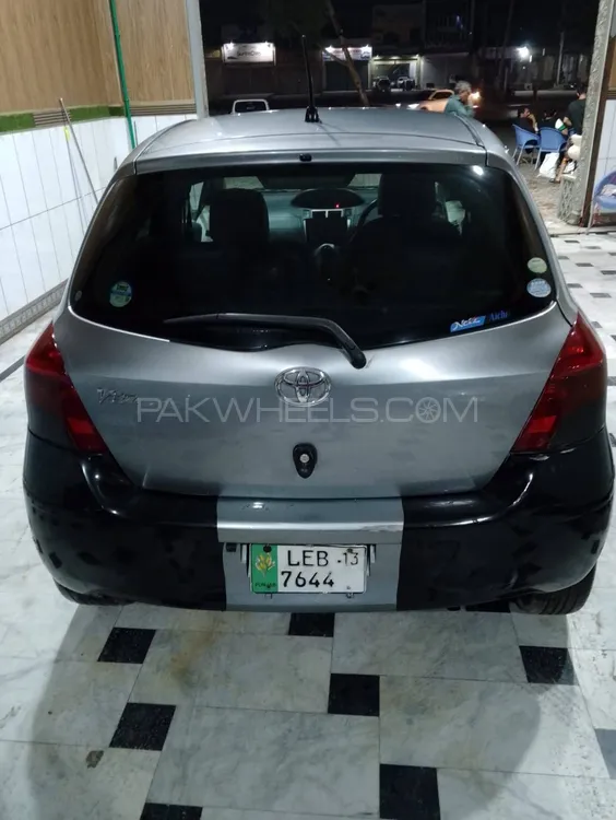 Toyota Vitz 2013 for Sale in Gujranwala Image-1