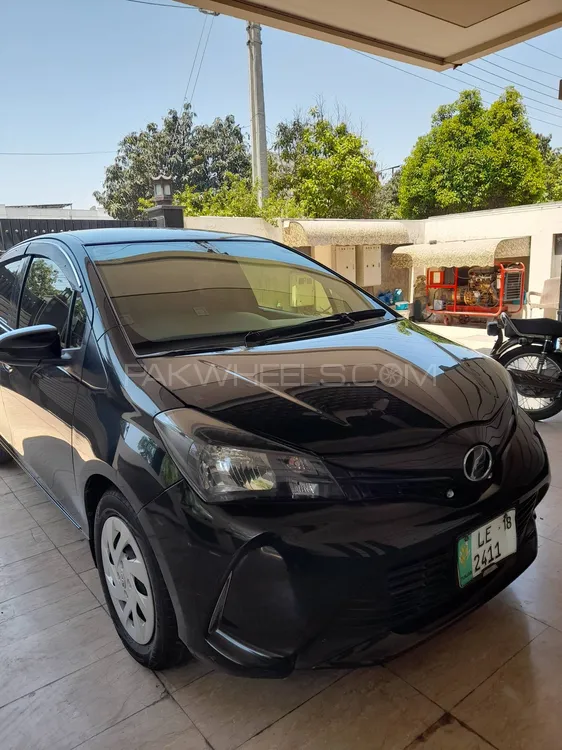 Toyota Vitz 2018 for Sale in Gujranwala Image-1