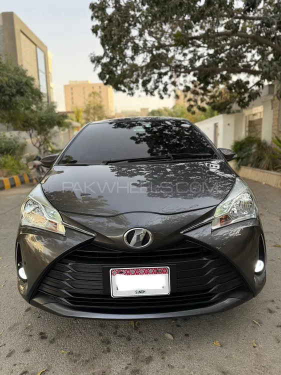 Toyota Vitz 2018 for Sale in Karachi Image-1