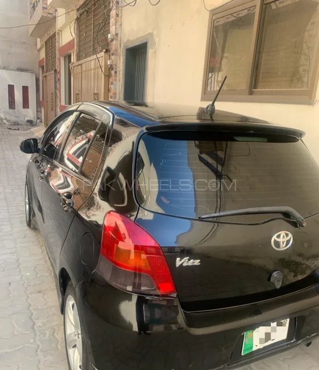 Toyota Vitz 2009 for Sale in Sialkot Image-1