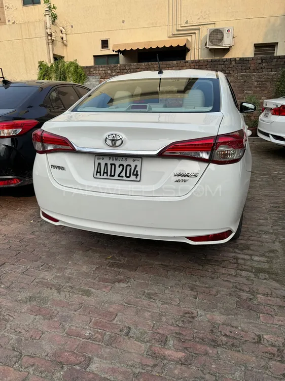 Toyota Yaris Sedan 2020 for Sale in Lahore Image-1