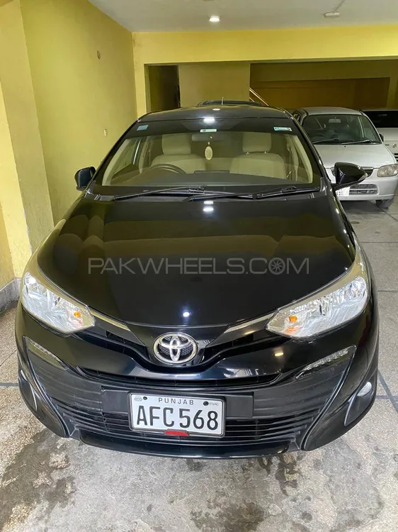 Toyota Yaris Sedan 2020 for Sale in Lahore Image-1