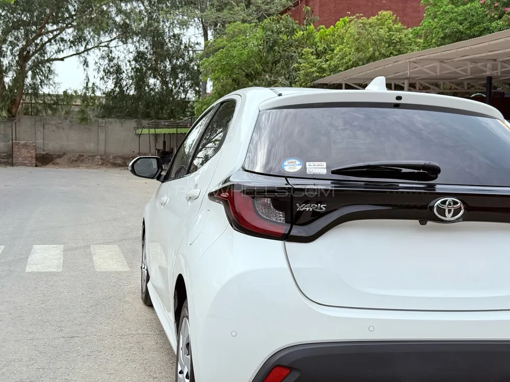 Toyota Yaris Hatchback 2021 for Sale in Faisalabad Image-1
