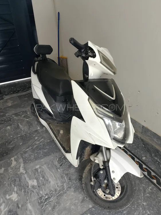 Evee C1 2024 for Sale Image-1