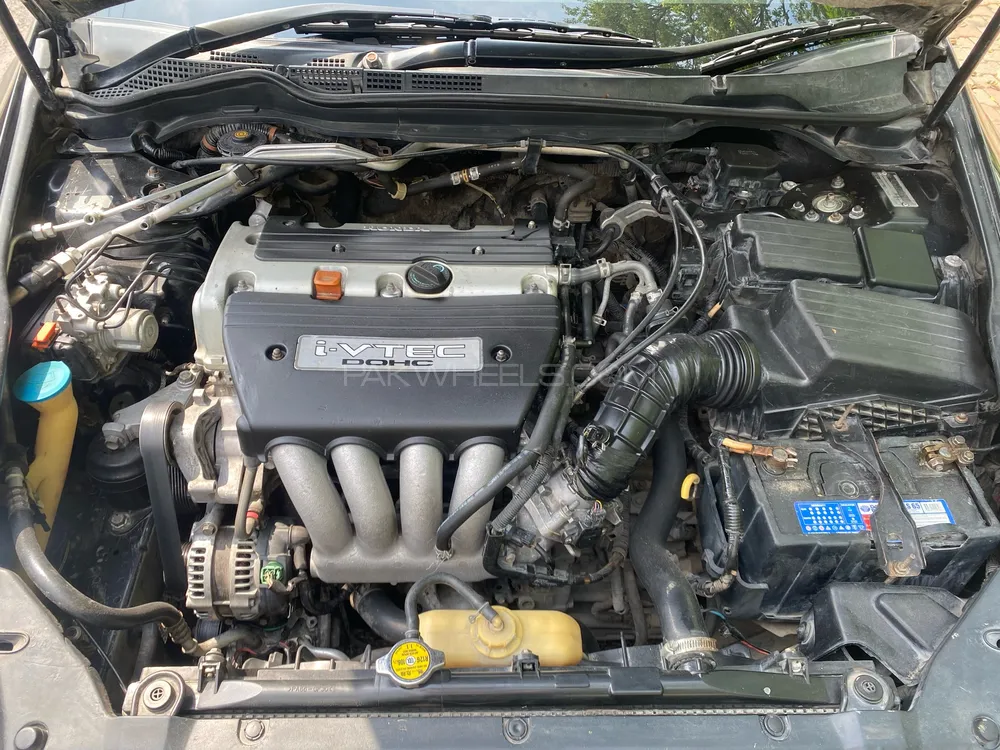 Honda Accord 2005 for Sale in Lahore Image-1