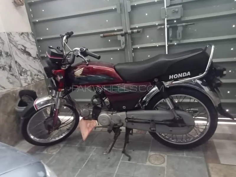 Honda CD 70 2017 for Sale Image-1