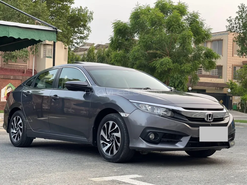 Honda Civic 2016 for Sale in Lahore Image-1