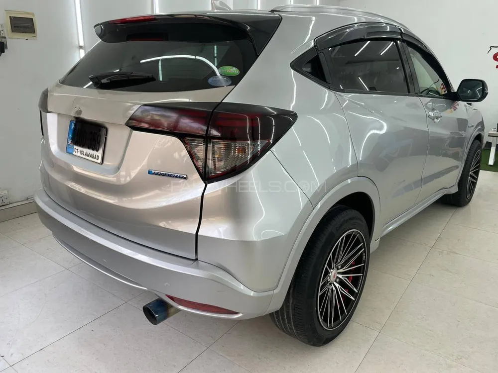 Honda Vezel 2014 for Sale in Rawalpindi Image-1