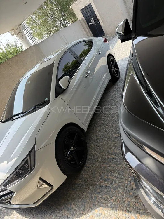 Hyundai Elantra 2021 for Sale in Lahore Image-1
