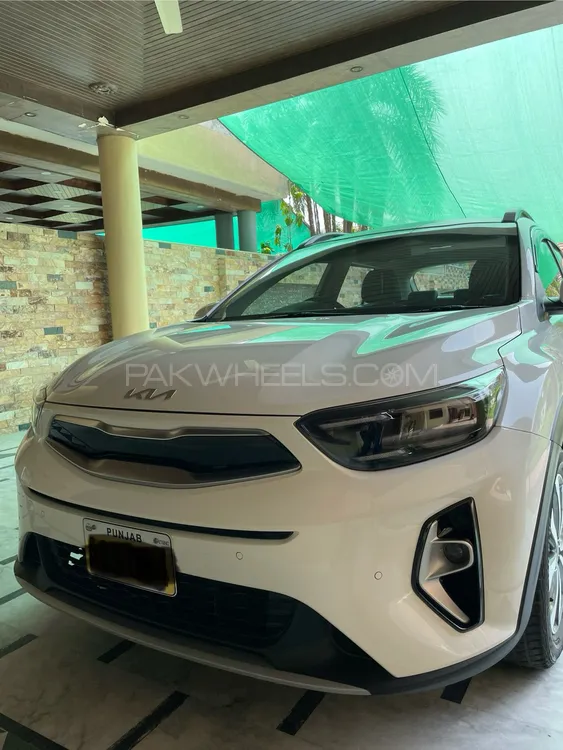 KIA Stonic 2024 for Sale in Lahore Image-1