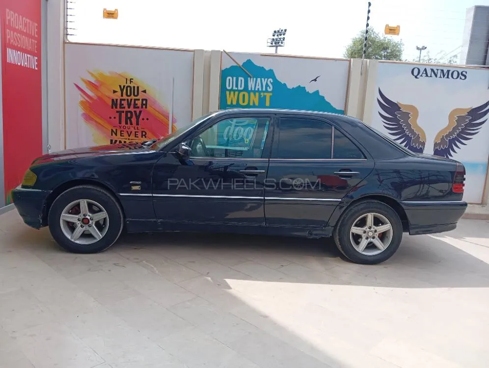 Mercedes Benz C Class 1998 for Sale in Lahore Image-1