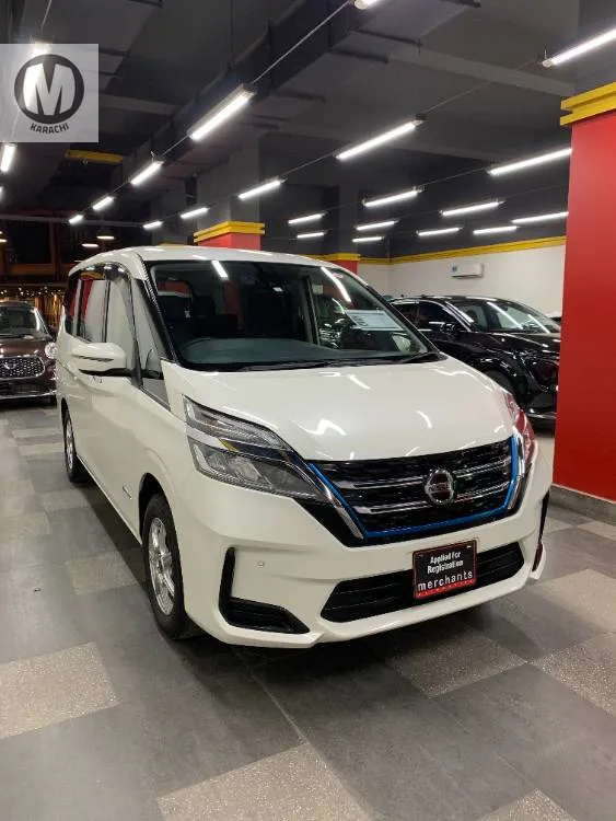 Nissan Serena 2020 for Sale in Karachi Image-1