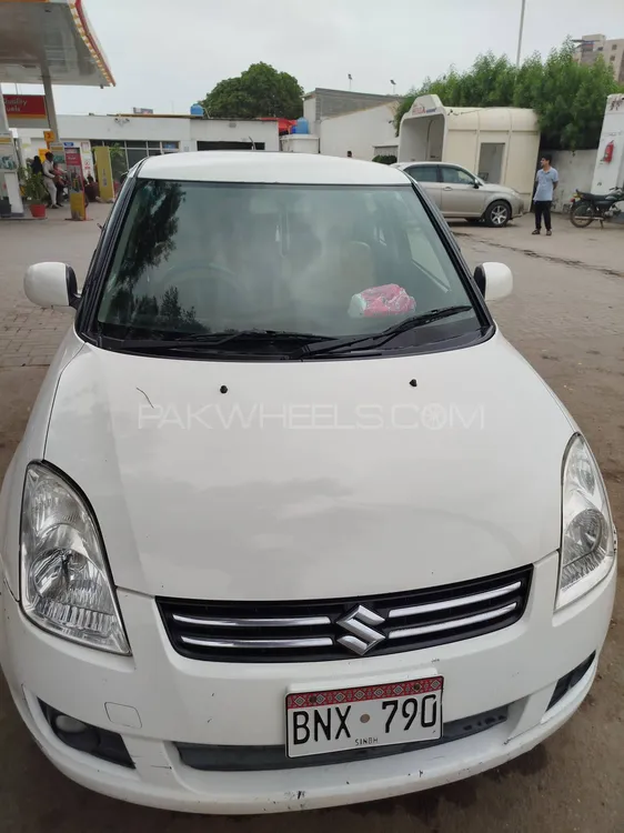Suzuki Swift 2018 for Sale in Karachi Image-1
