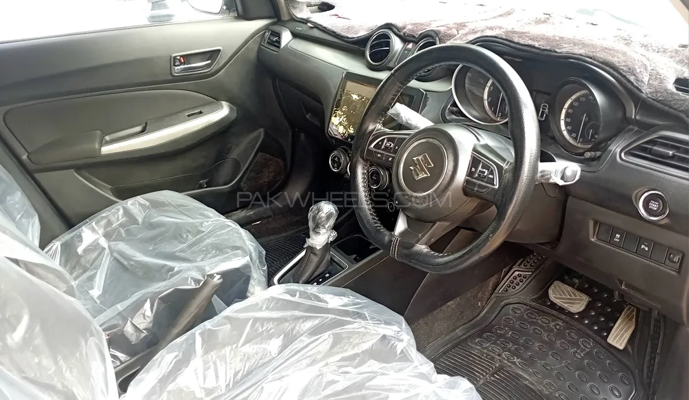 Suzuki Swift 2022 for Sale in Karachi Suzuki Swift 2022 for Sale in Karachi Image-3