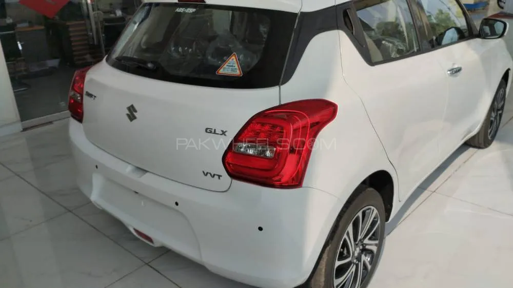 Suzuki Swift 2025 for Sale in Islamabad Image-1