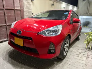 Toyota Aqua S 2012 for Sale