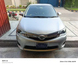 Toyota Corolla Fielder Hybrid 2015 for Sale