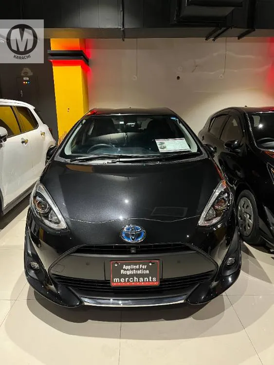 Toyota Aqua 2020 for Sale in Karachi Image-1