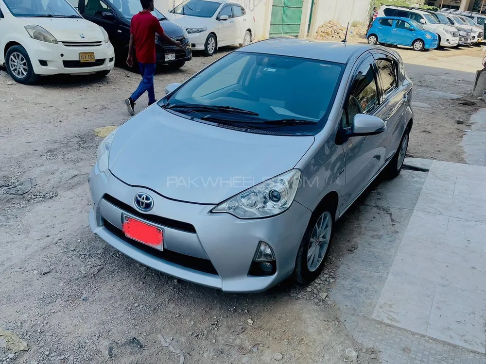 Toyota Aqua 2011 for Sale in Karachi Image-1