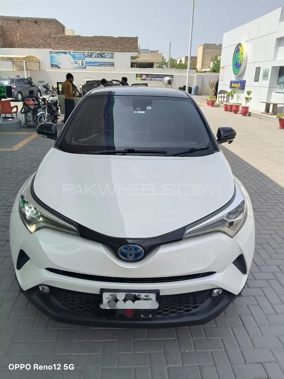 Toyota C-HR 2021 for Sale in Multan Image-1