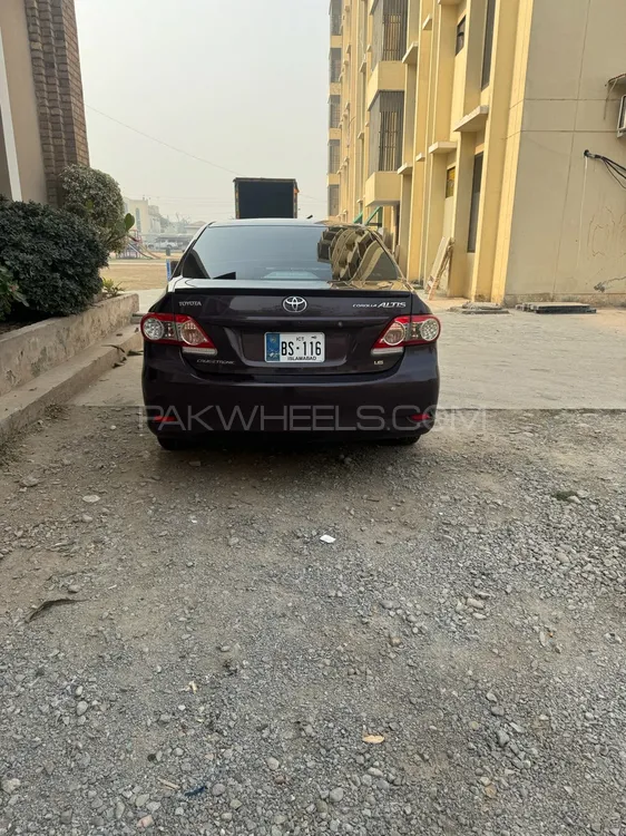 Toyota Corolla 2013 for Sale in Peshawar Image-1