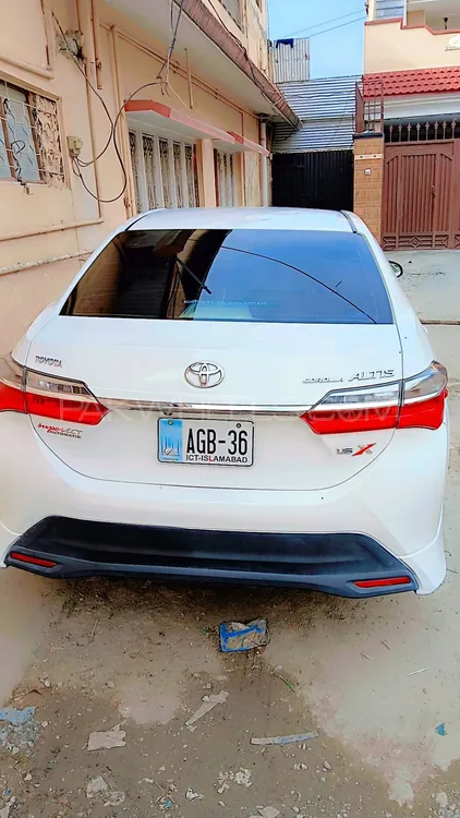 Toyota Corolla 2017 for Sale in Abbottabad Image-1