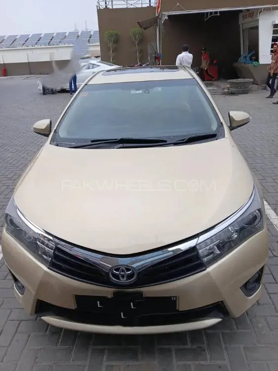Toyota Corolla 2014 for Sale in Lahore Image-1