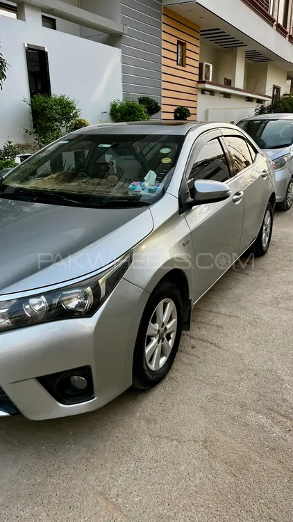 Toyota Corolla 2014 for Sale in Karachi Image-1