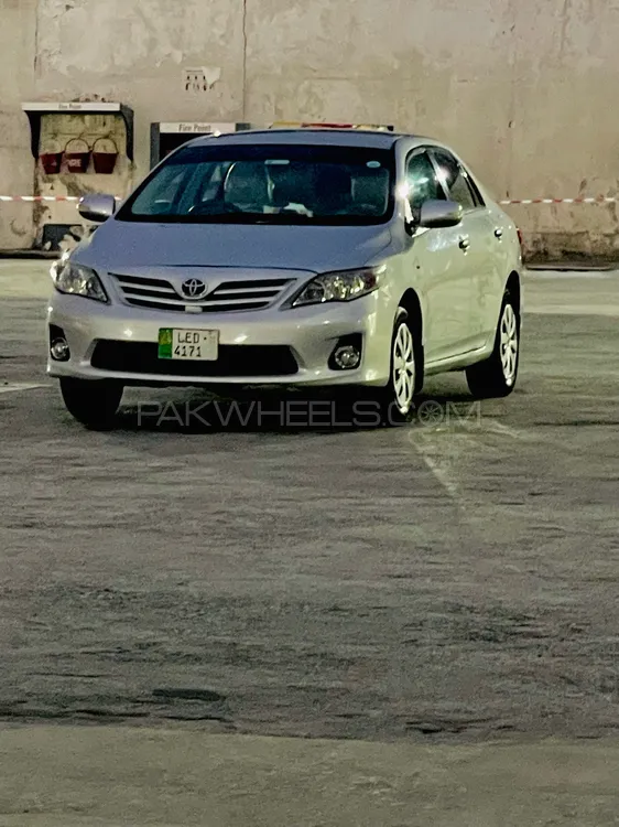 Toyota Corolla 2011 for Sale in Islamabad Image-1