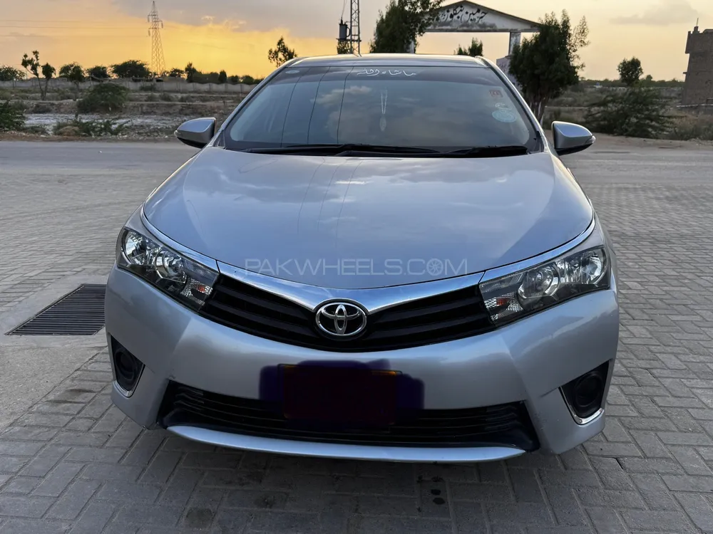 Toyota Corolla 2014 for Sale in Karachi Image-1