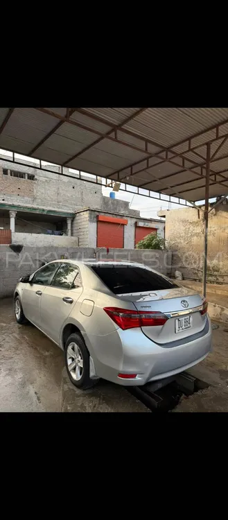 Toyota Corolla 2015 for Sale in Islamabad Image-1