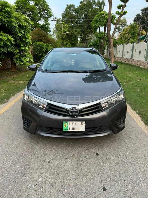Toyota Corolla 2017 for Sale in Lahore Image-1