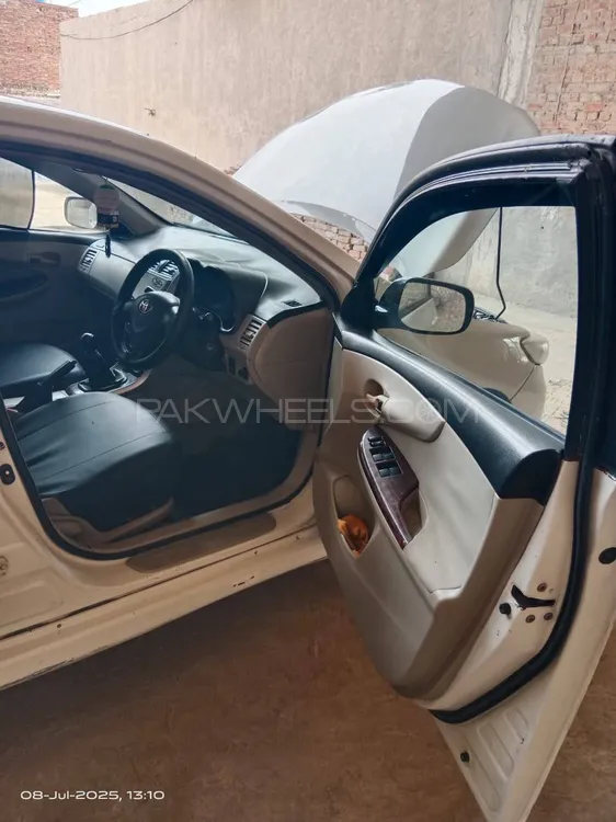 Toyota Corolla 2012 for Sale in Faisalabad Image-1