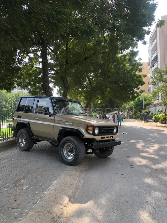 Toyota Land Cruiser 1986 for Sale in Karachi Image-1