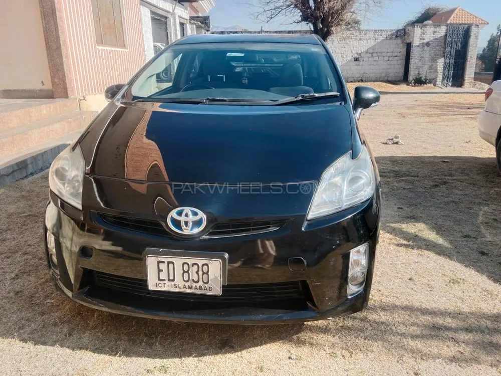 Toyota Prius 2011 for Sale in Peshawar Image-1