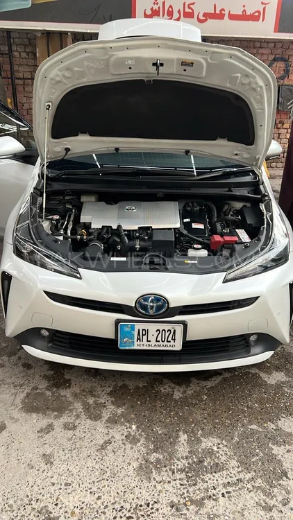 Toyota Prius 2021 for Sale in Peshawar Image-1