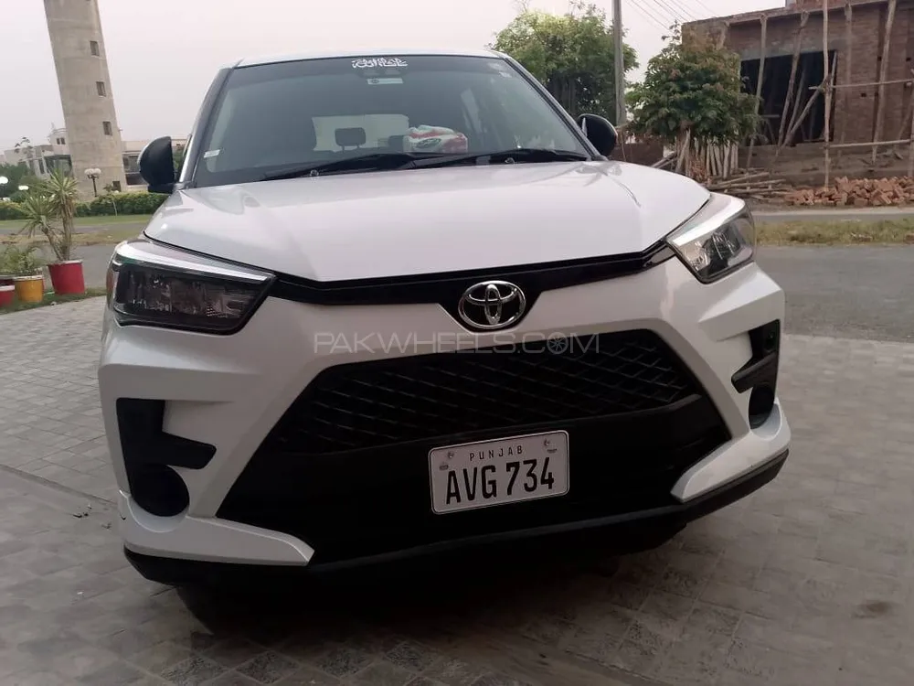 Toyota Raize 2025 for Sale in Faisalabad Image-1