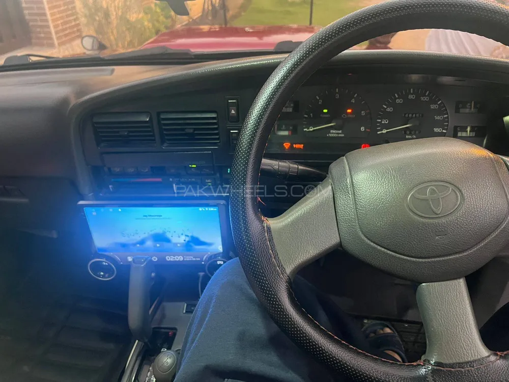 Toyota Surf 1992 for Sale in Lahore Toyota Surf 1992 for Sale in Lahore Image-5