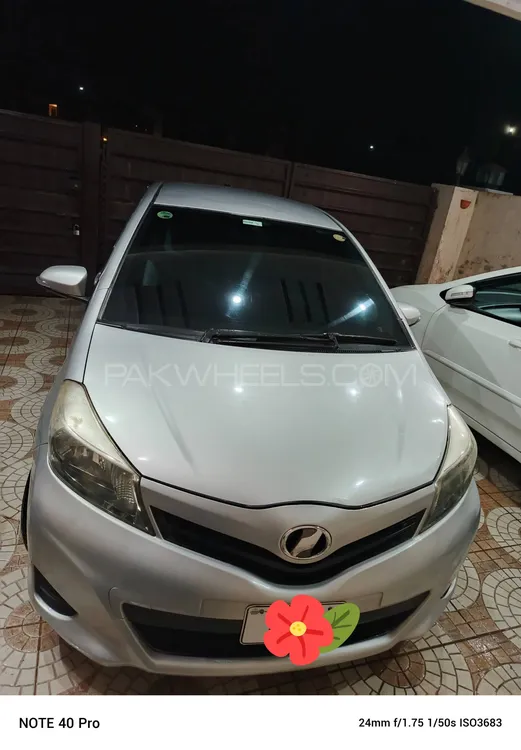 Toyota Vitz 2014 for Sale in Lahore Image-1