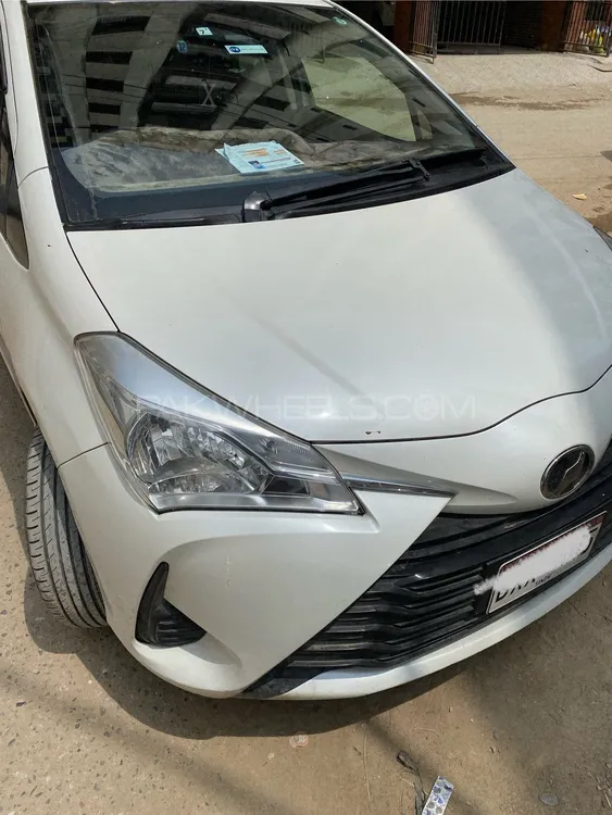 Toyota Vitz 2019 for Sale in Karachi Image-1