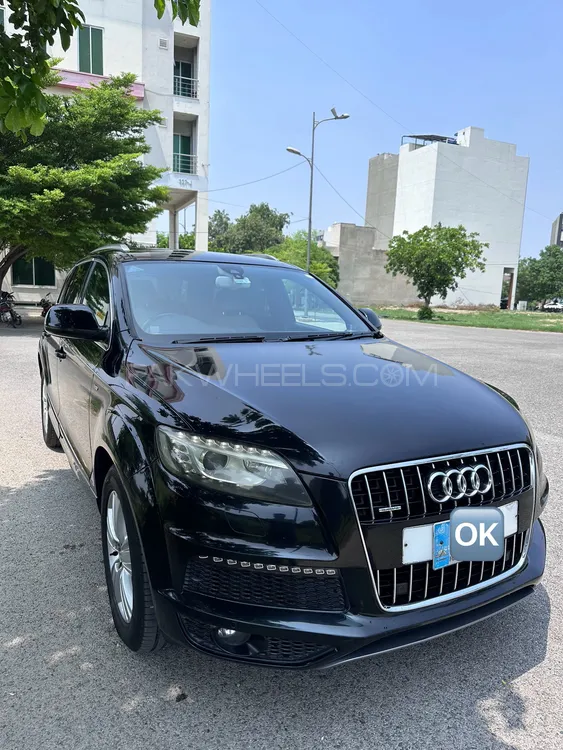 Audi Q7 2012 for Sale in Lahore Image-1