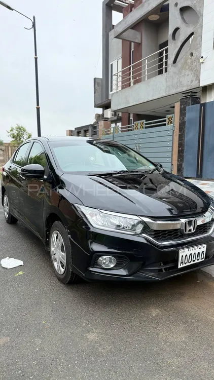 Honda City 2021 for Sale in Faisalabad Image-1