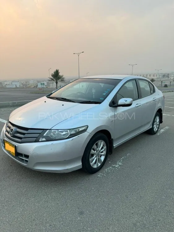Honda City 2011 for Sale in Karachi Image-1