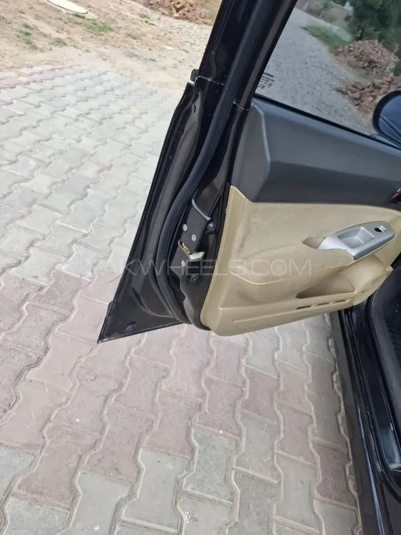 Honda Civic 2007 for Sale in Multan Image-1