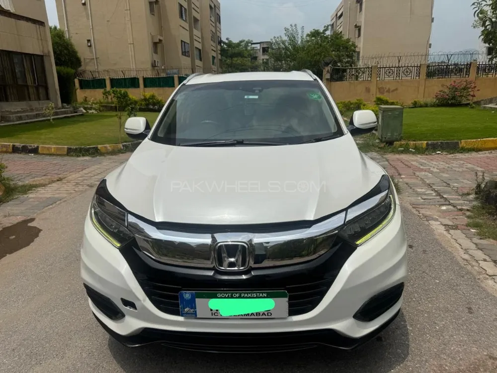 Honda Vezel 2015 for Sale in Islamabad Image-1