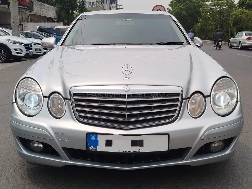 Mercedes Benz E Class 2007 for Sale in Lahore Image-1