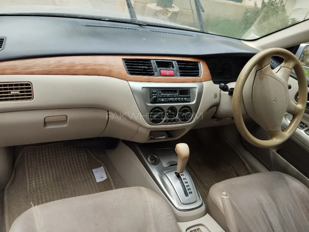 مٹسوبیشی لینسر 2005 for Sale in کراچی Image-1