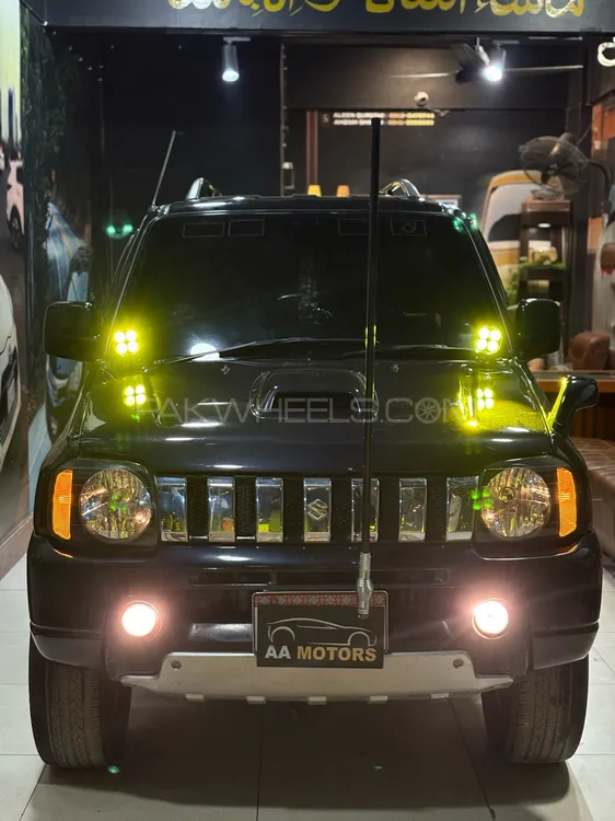 Suzuki Jimny 2011 for Sale in Karachi Image-1