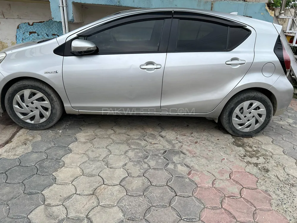 Toyota Aqua 2015 for Sale in Mardan Image-1