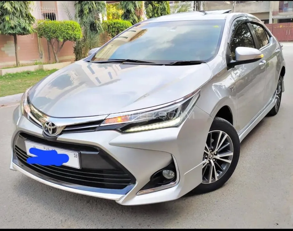 Toyota Corolla 2018 for Sale in Lahore Image-1